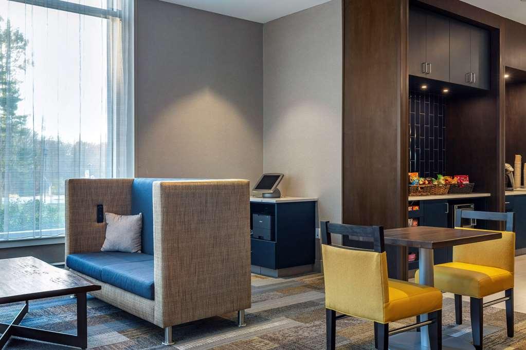Cambria Hotel Manchester South Windsor 시설 사진