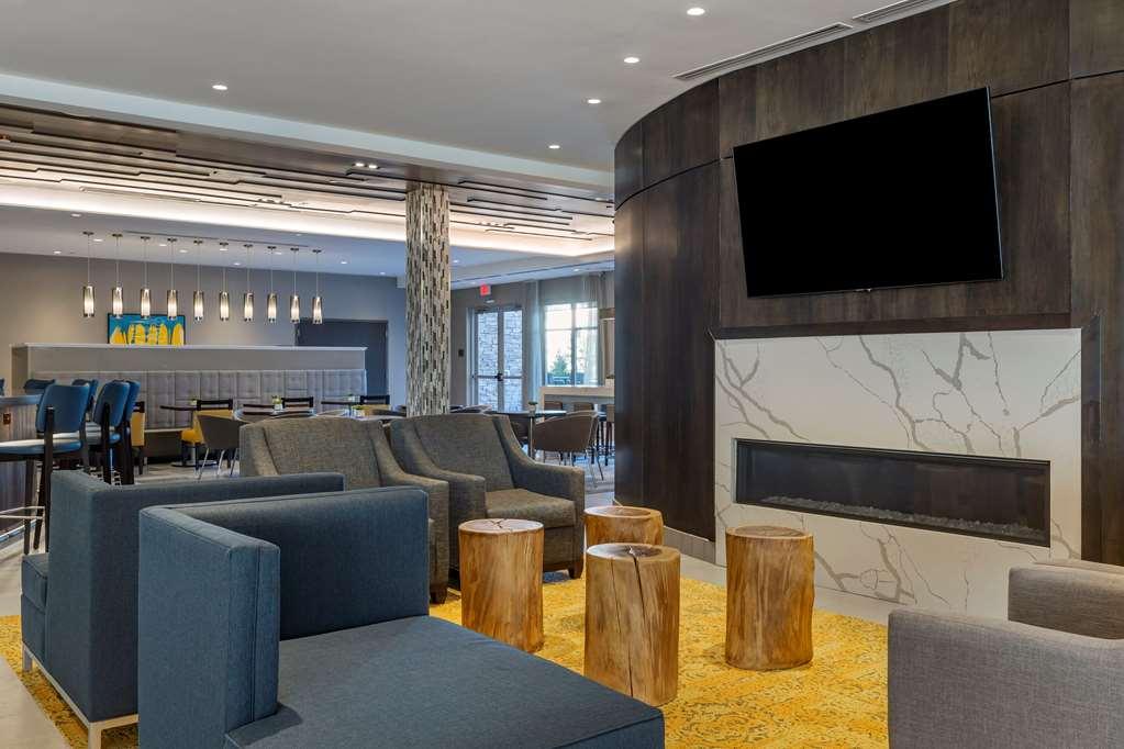 Cambria Hotel Manchester South Windsor 내부 사진