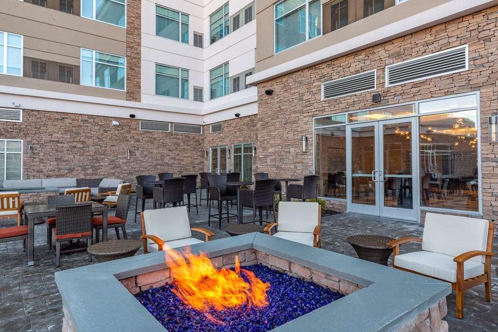 Cambria Hotel Manchester South Windsor 시설 사진
